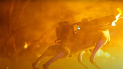 كلب آلي أمريكي مزود بقاذف لهب مقابل 10 آلاف دولار