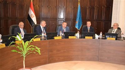 مجلس جامعة الإسكندرية يناقش استعدادات نهاية الفصل الدراسي