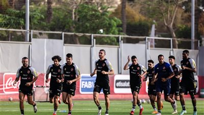 القلعة الحمراء تتصدى لفتنة الحراس.. دفعة رباعية للأهلي قبل موقعة مازيمبي