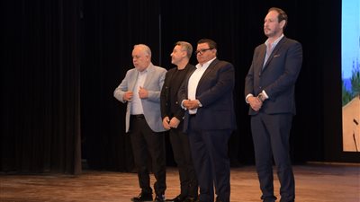  أيمن الشيوي: أشرف عبدالغفور رمز من رموز المسرح