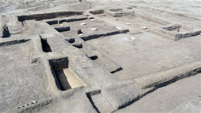  الكشف عن بقايا استراحة ملكية محصنة بتل حبوة بشمال سيناء