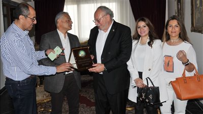 بالصور.. كواليس زيارة الملك فؤاد الثانى لنادى اليخت بالإسكندرية 