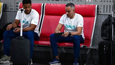 جلسه بين جوميز ومعاونيه على هامش مران الزمالك 