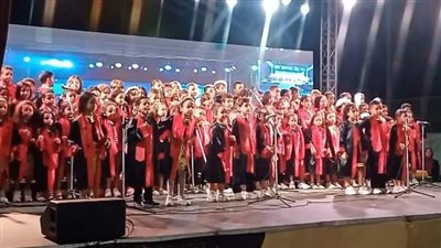 مدير تعليم قنا يشهد احتفالية مدرسة النيل الدولية بتخرج طلابها