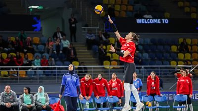 سيدات طائرة الأهلي يواجه ناصرية شباب بجاية الجزائري ببطولة إفريقيا