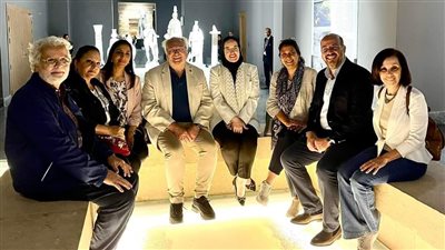 الملك أحمد فؤاد الثانى يختتم زيارته بالمتحف اليونانى الرومانى بالإسكندرية 