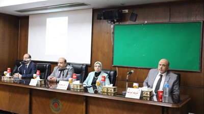 انطلاق فعاليات ملتقى توظيف كلية الاقتصاد والعلوم السياسية بجامعة القاهرة