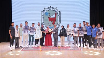 جامعة سوهاج تشارك فى مهرجان الأنشطة الطلابية بالجامعات والمعاهد المصرية بجامعة السويس