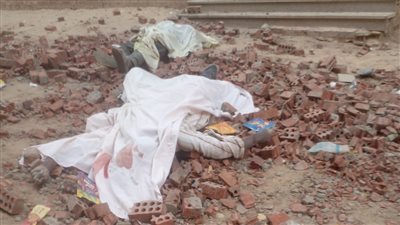 أسماء ضحايا  انهيار شرفة منزل باسوان