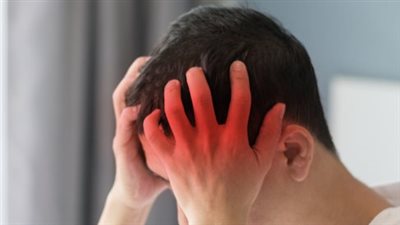 الصداع واحد منها.. 5 أعراض واضحة لارتجاج المخ