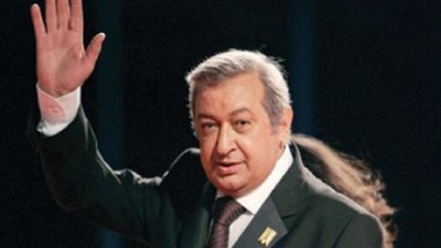 أهم المحطات في حياة نور الشريف بذكرى ميلاده
