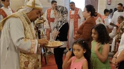 الكنائس تتزين.. والأقباط يحتفلون بأحد السعف في الإسماعيلية 
