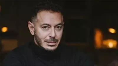 تكريم مصطفي شعبان في مهرجان عنابة السينمائي بالجزائر