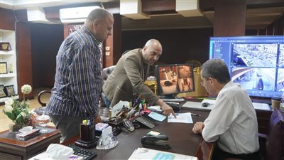 محافظ الغربية يناقش مستجدات مشروع تنقية المياه بمصرف كيتشنر