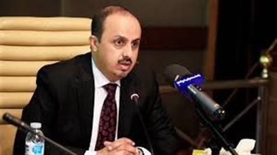 الإرياني يحذر من استقدام المئات من عناصر ميليشيا الحوثي لليمن تحت غطاء المنح الدراسية