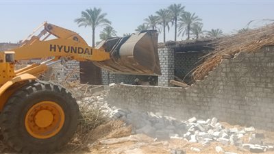 إزالة 32 حالة تعدٍّ فى فايد بالإسماعيلية 