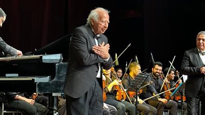 هاني شنودة يبدع بأروع ألحانه على مسرح متحف الحضارة 