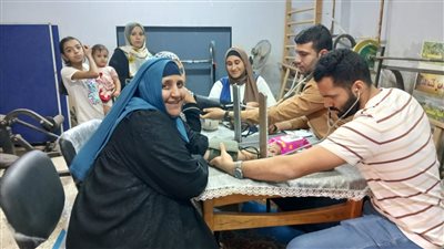 فحص 1270 مواطن حصاد قافلة جامعة الزقازيق بقرية كفر أبراش 