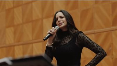 آمال ماهر | استعدادات غنائية مكثفة لحفلها الأول في جدة.. صور