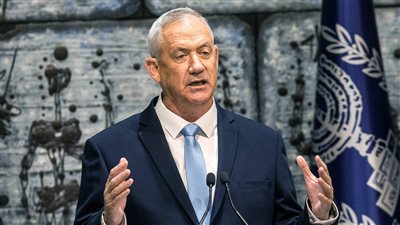 غانتس: حل مشاكل عديدة مع أصدقائنا الأمريكيين داخل الغرف المغلقة