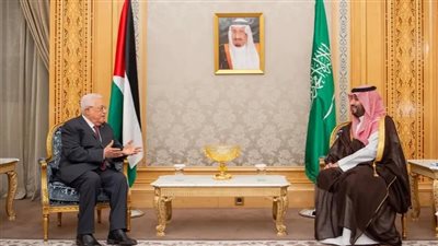 الأمير محمد بن سلمان يستقبل الرئيس الفلسطيني محمود عباس
