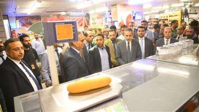 رئيس حماية المستهلك ومحافظ الغريية يقودان حملة على الأسواق لضبط الأسعار