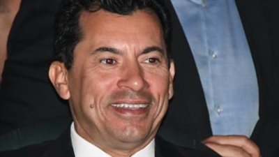 وزير الشباب والرياضة يقدم الشكر لمجلس إدارة مركز التنمية الشبابية باستاد المنصورة