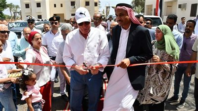 محافظ جنوب سيناء يفتتح أعمال تطوير العمارات السكنية بمدينة طابا