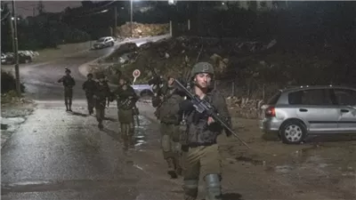 الاحتلال الإسرائيلي يقتحم مدينة الخليل وبلدتي بيت أمر وحلحول