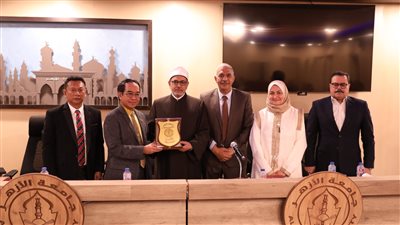 سلامة داود يستقبل رئيس جامعة حسن الدين بإندونيسيا