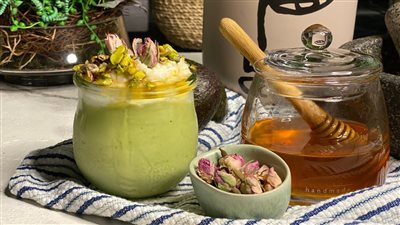 اصنعي عصير الأفوكادو بالقشطة والعسل وتمتعي بجسم نشيط