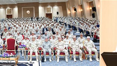 وزير الدفاع يشهد تنفيذ المرحلة الرئيسية لمشروعى مراكز القيادة التعبوى التكتيكى المشترك للقوات الجوية وقوات الدفاع الجوى