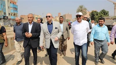 محافظ بني سويف يتفقد أعمال استكمال تغطية ترعة بوش 