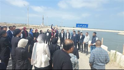 طلاب جامعة الزقازيق يزورون  مشروع بركة غليون للاستزراع السمكى بكفر الشيخ