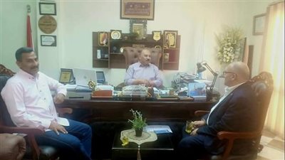 رئيس مياه القناة : يناقش الموقف التنفيذى لمشروعات مياه الشرب والصرف الصحى مع النواب 