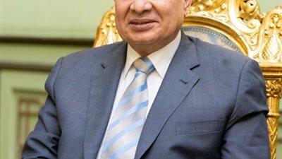 محافظ أسيوط يهنئ الرئيس والشعب المصري بمناسبة عيد العمال