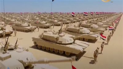 متفكروش من أرض مصر تقربوا.. أغنية القبائل العربية للقوات المسلحة (فيديو) 