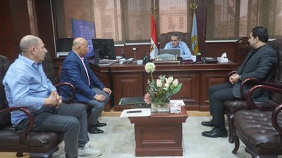 محافظ الغربية يعقد  اجتماعات متتالية لتذليل المعوقات وسرعة الانتهاء من المشروعات الجارية 