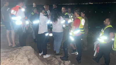 عاجل.. إنقاذ عدد من المستوطنين بعد انجرافهم في البحر الميت