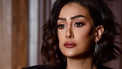غادة عبدالرازق تنافس نجمات هوليوود وتتربع على عرش الموضة 
