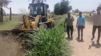 حملة لإزالة التعديات بنطاق مركز دشنا بقنا 