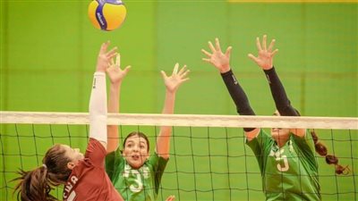 سيدات مشعل بجاية يفزن على الجمعية الرياضية في بطولة أفريقيا للطائرة