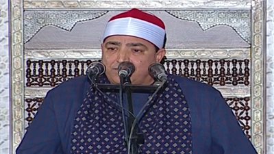 صلاة الجمعة من مسجد محمد فريد والخطبة عن أمانة العامل (بث مباشر)