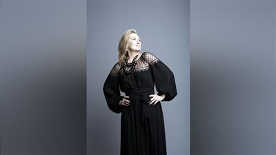 حنان  أبو الضياء تكتب.. ميريل ستريب صاحبة 300 فيلم.. تحصل على السعفة الذهبية 