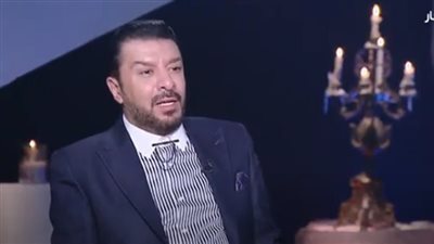 مصطفى كامل يحتفل بعقد قران ابنته بالمزمار البلدي فى مسجد الشرطة 