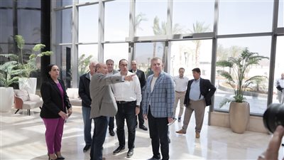 رئيس الوزراء يتفقد عددًا من المشروعات بشرم الشيخ