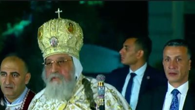 وصول البابا تواضروس إلى الكاتدرائية المرقسية لبدء احتفال عيد القيامة