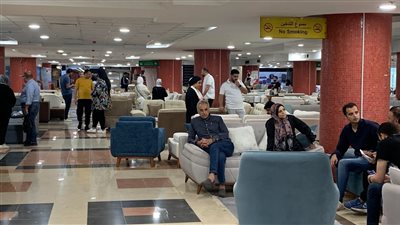 بالصور.. إقبال كبير على معرض المبادرة الوطنية لتقسيط الأثاث بمول  