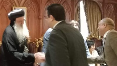 وكيل تعليم الغربية يهنئ مطران طنطا بعيد القيامة المجيد