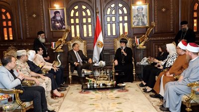 محافظ الشرقية يُهنئ أسقف الزقازيق ومنيا القمح والكنيسة الكاثوليكية بعيد القيامة المجيد